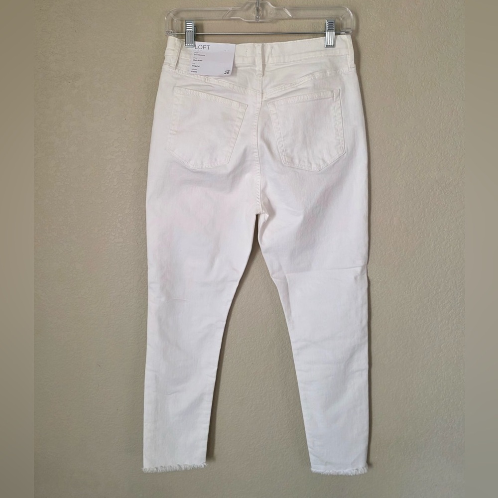 NWT‎ LOFT Women's White Skinny Jeans Size 6 Petite - Picture 2 of 5